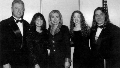 Laurie and Neil with the Clintons