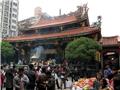 Longshan Temple