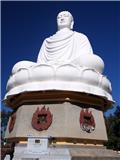 Long Son Pagoda: White Buddha